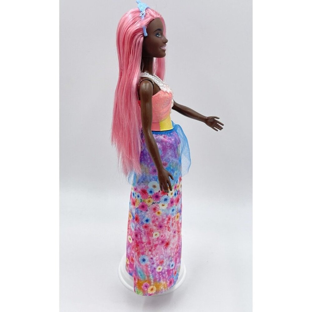 Barbie Dreamtopia African American Royal Princess Doll Pink Hair - Picture 8 of 15